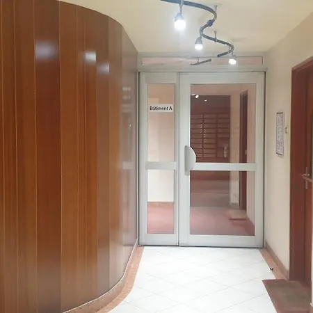Lägenhet T3 77 M2 Calme+parking Proche Paris & Metro Vanves